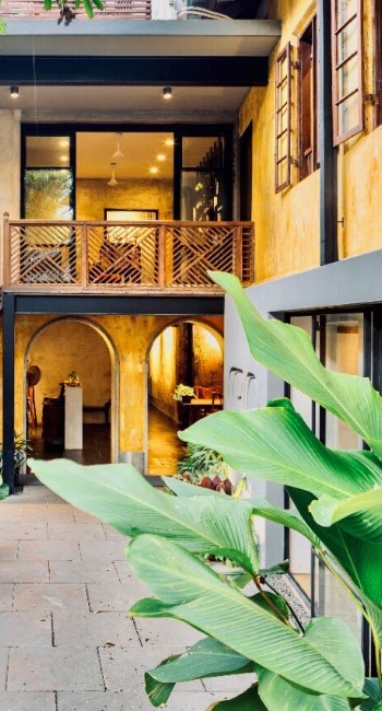 the postcard mandalay hall hotel