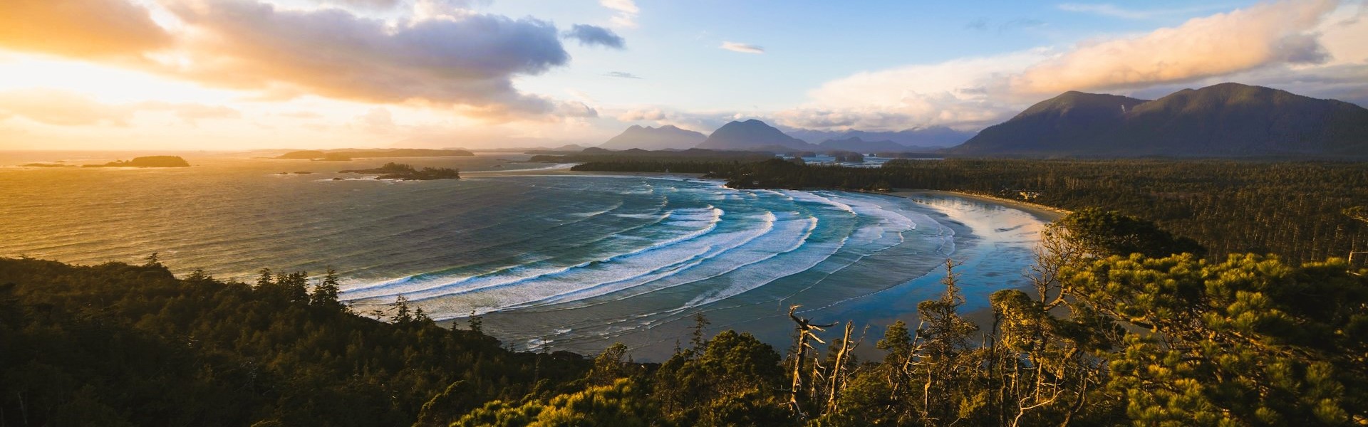 plage à tofino en colombie-britanique canada