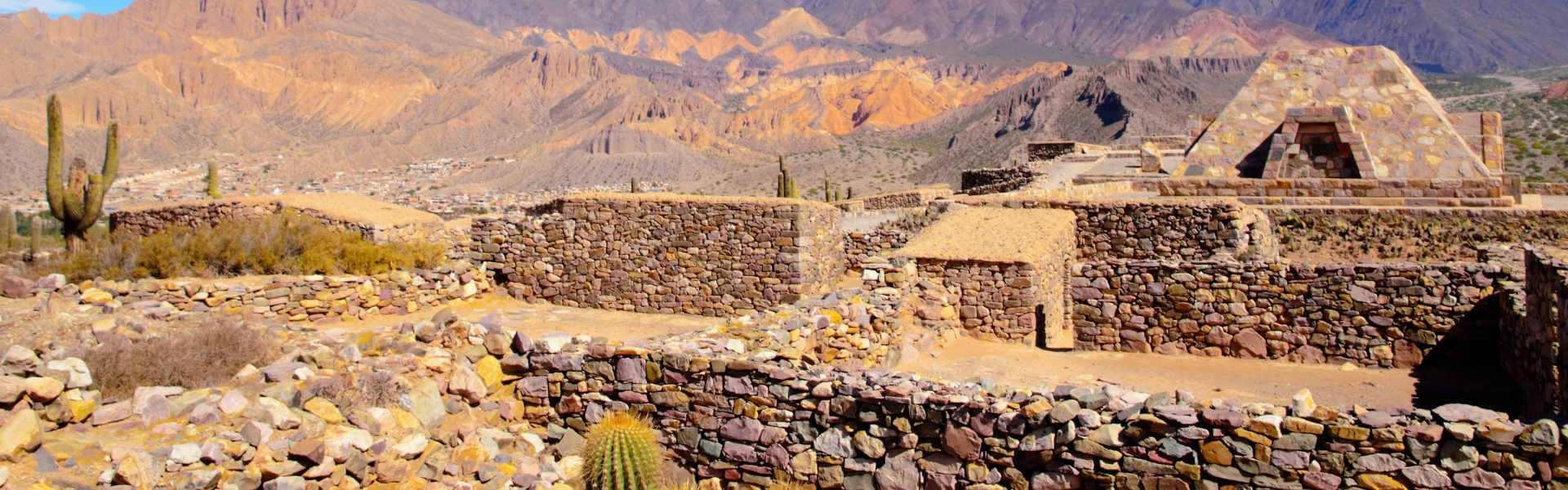 site archéologique de pucara de tilcara dans la province de jujuy au nord-ouest de l'argentine