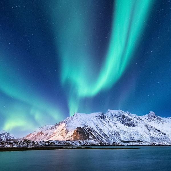 circuit aurores boréales hôtel de glace et flocons lapons norvège arctique