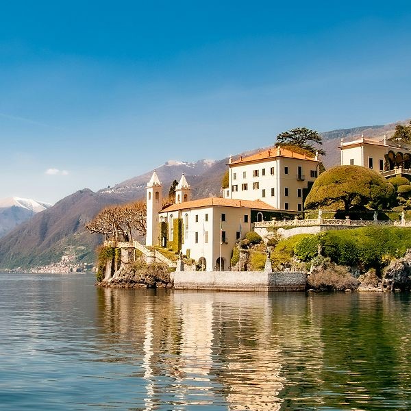 DE LAC EN LAC, LA DOUCE AVENTURE FAMILIALE ITALIENNE