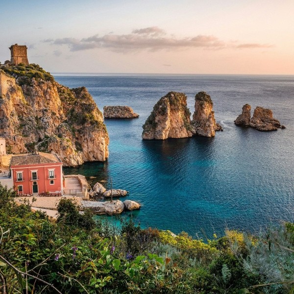 LA CÔTE AMALFITAINE AU FIL DE L'EAU, DE CAPRI À RAVELLO