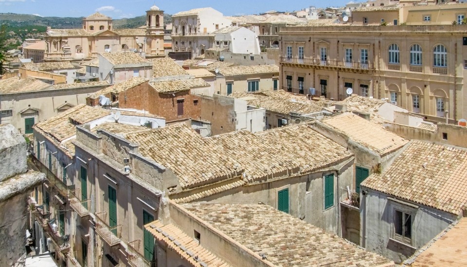 centre-ville de noto vue de haut - sicile en italie