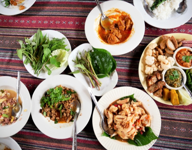 cours de cuisine thaïlandaise à chiang mai dans le nord de la thaïlande