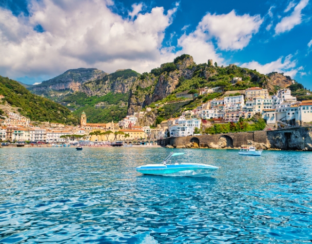 croisière privée en gozzo le long de la côte amalfitaine