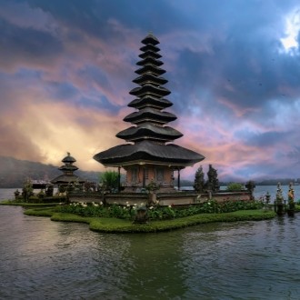temple ulun danu bratan spot bali