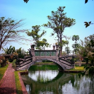 tirtagangga spot bali
