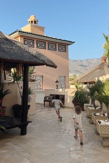 /Photo galerie Nicole Bernardes Tenerife 11